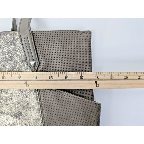 STELLA & DOT Bleecker Tote Handbag Metallic Tan Gold Leather Large Purse - Picture 13 of 13